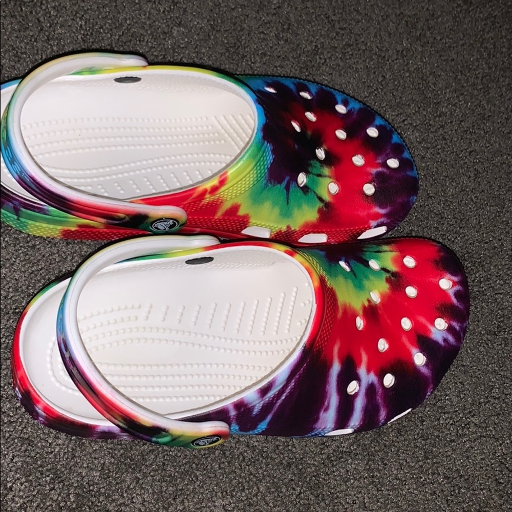 Rainbow crocs, size(women’s 9, men’s 7)